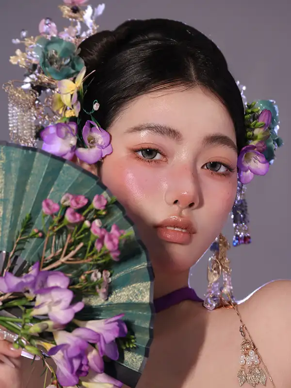 紫韵繁花·新中式秀禾新娘妆造
