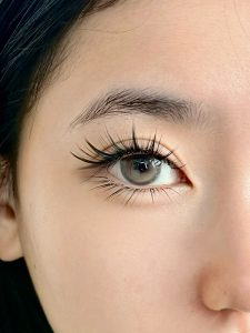 尚野美睫学员作品：狐系兔系睫毛，眼尾上扬显眼长