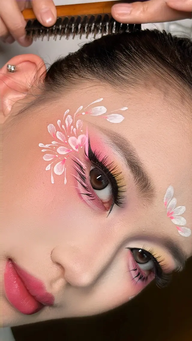 彩绘舞台妆 · 商业化妆阶段作品
